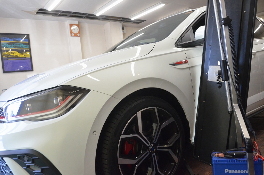 へこみは場所を選んでくれません・・・(+o+)